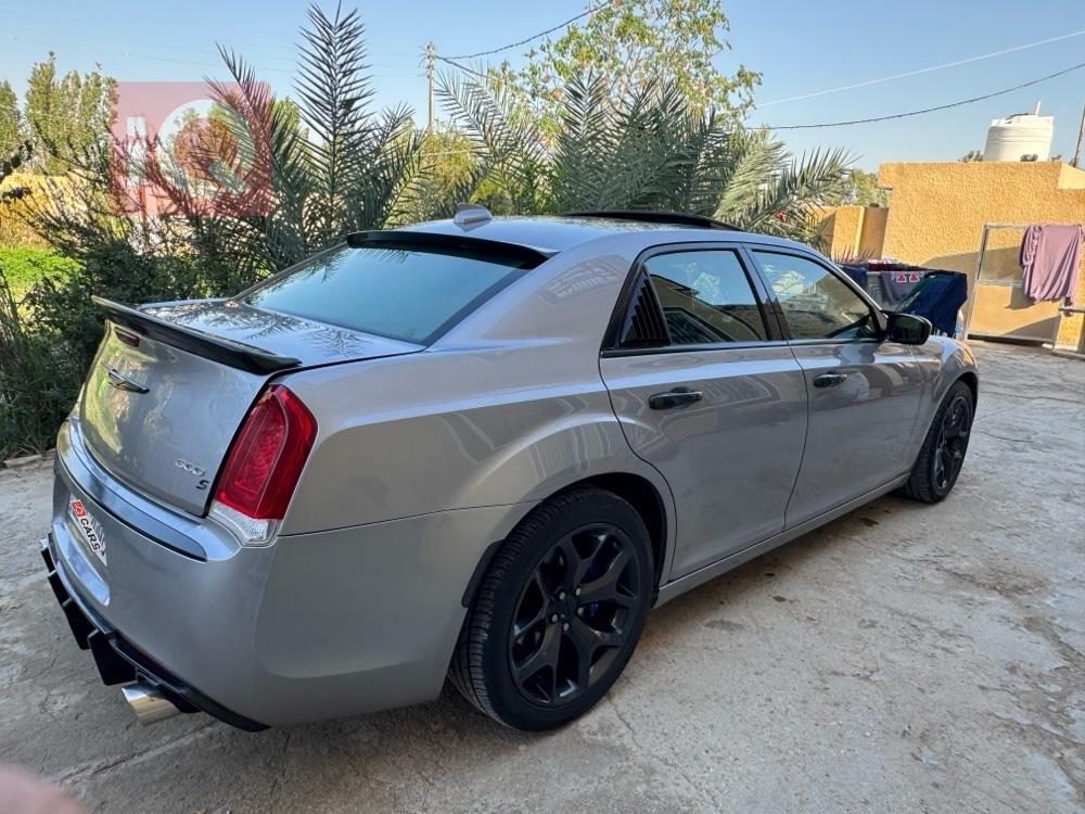 كرايسلر 300